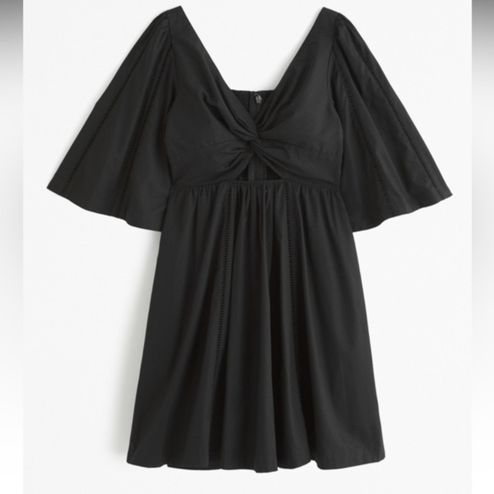Abercrombie & Fitch Cutout Poplin Mini Dress in Black
